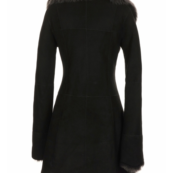 Hide Society Elegant Black Suede And Gray Fur Coat - Picture 6 of 9
